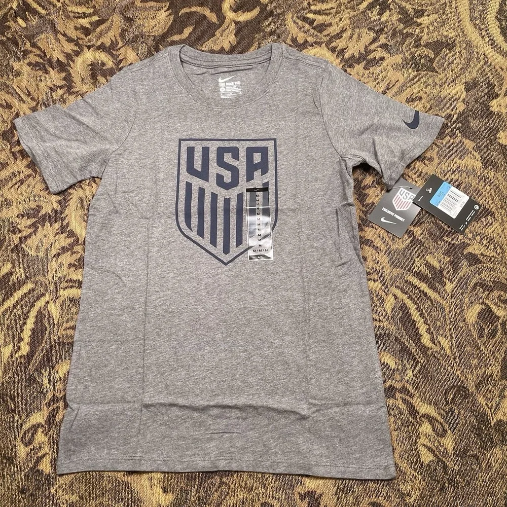 Team USA Soccer Crest Gray Nike Athletic Cut T-Shirt Youth Size Medium New B
